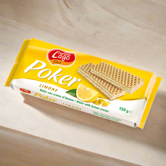 Packaging of Gaspare Lago Poker Limone wafer on a wooden surface