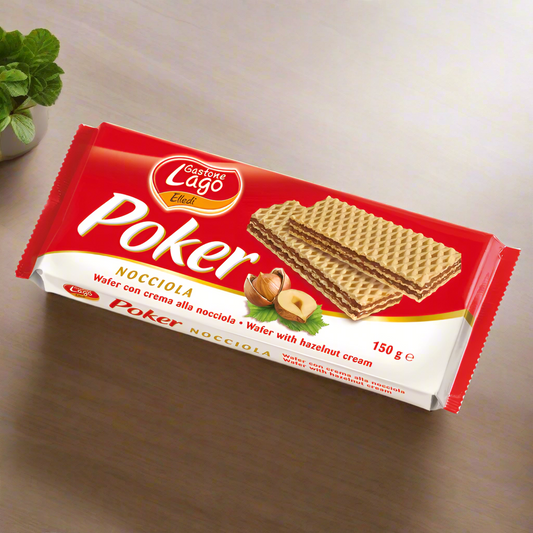 Gastone Lago Poker Nocciola wafer package on a wooden surface